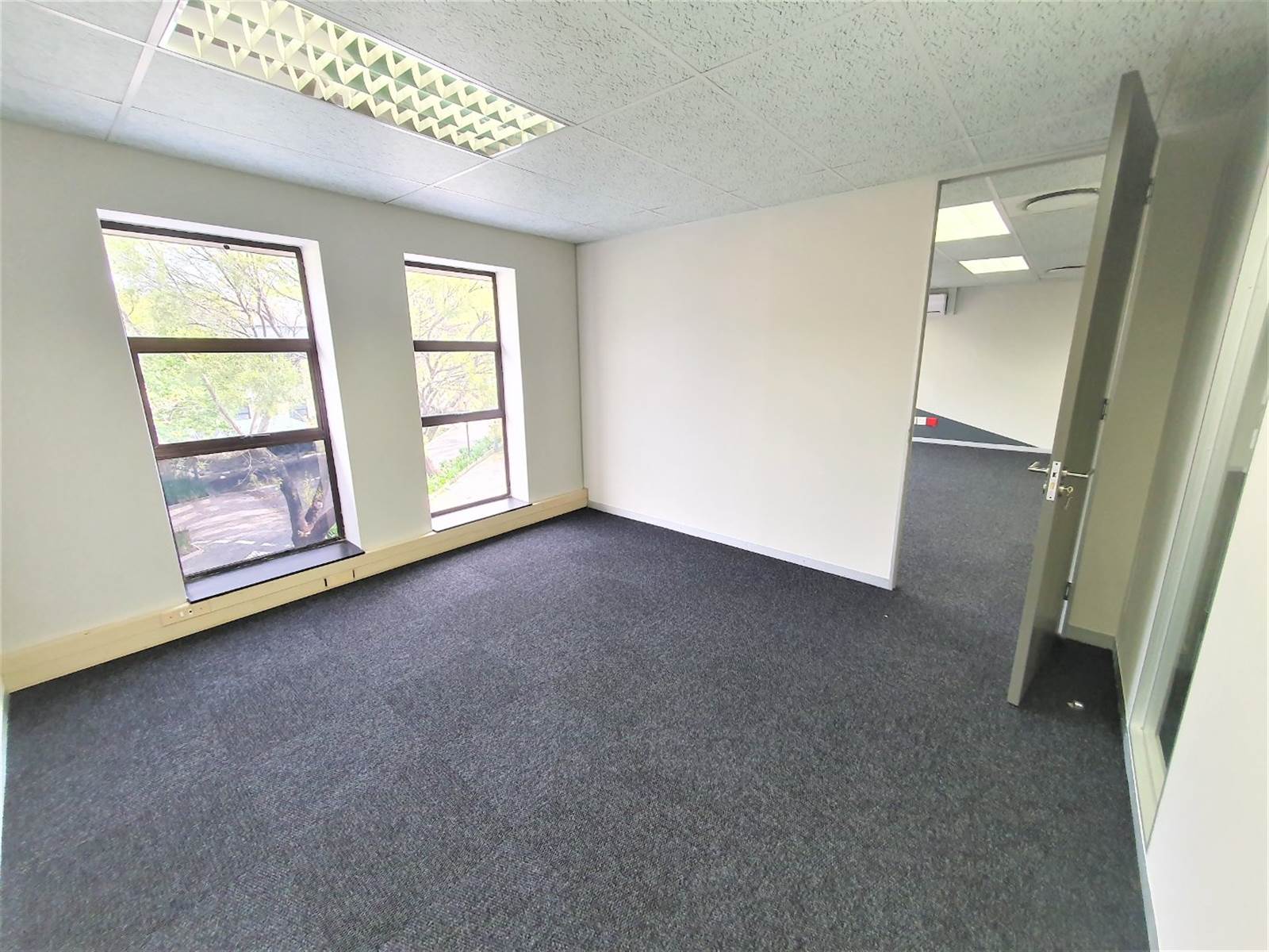 292  m² Office Space in Hurlingham photo number 17