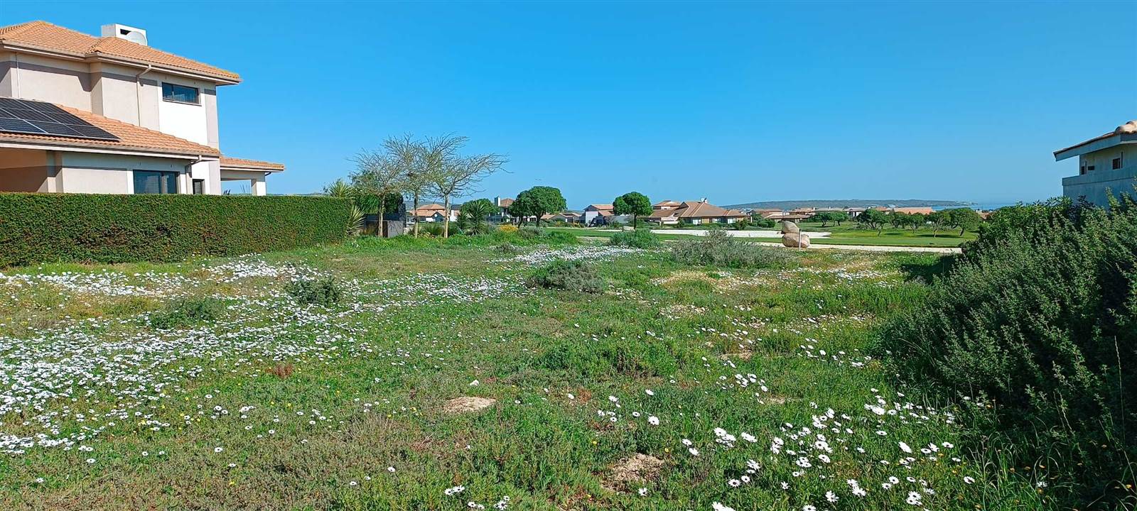 748 m² Land available in Langebaan Country Estate photo number 7