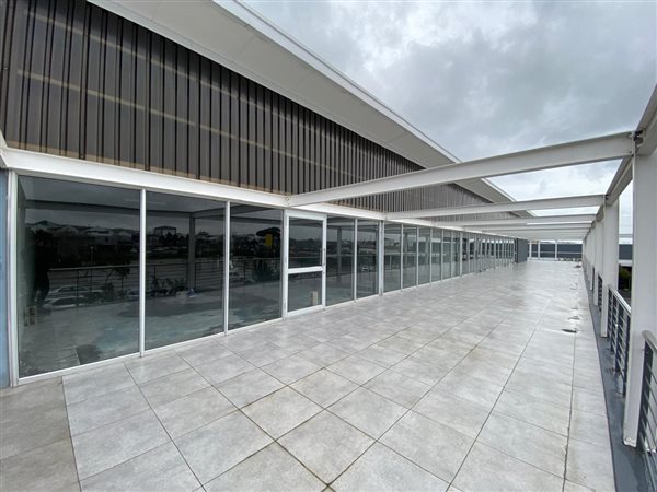 497  m² Commercial space