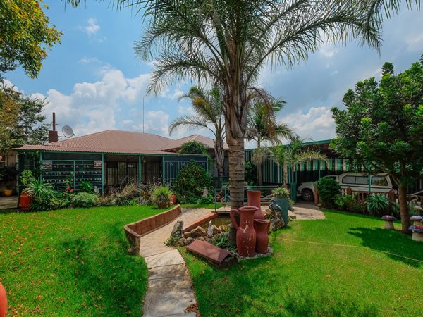 3 Bedroom House 3 Bedroom House