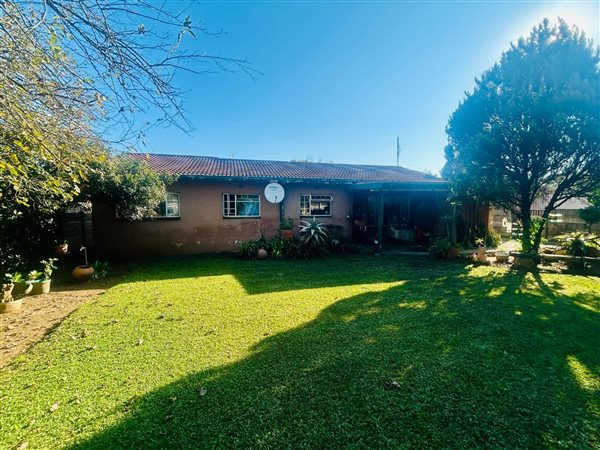 3 Bedroom House 3 Bedroom House
