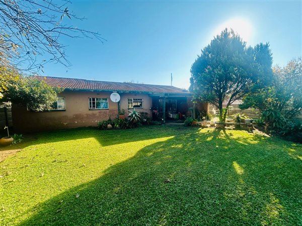 3 Bedroom House 3 Bedroom House