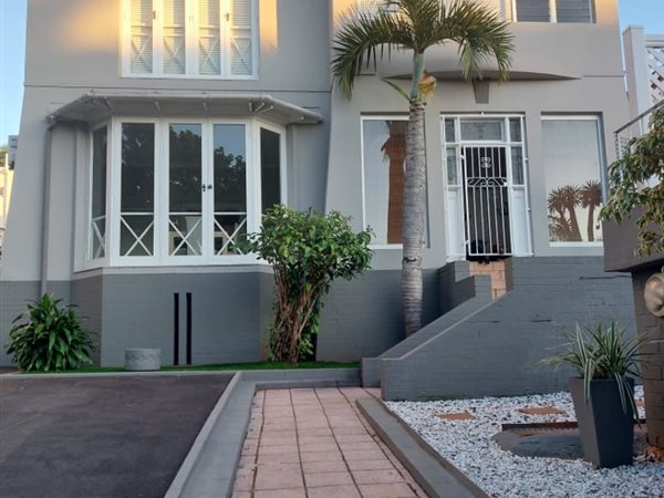 3 Bedroom House 3 Bedroom House