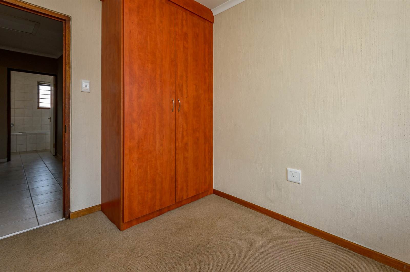 3 Bed Townhouse in Radiokop photo number 17