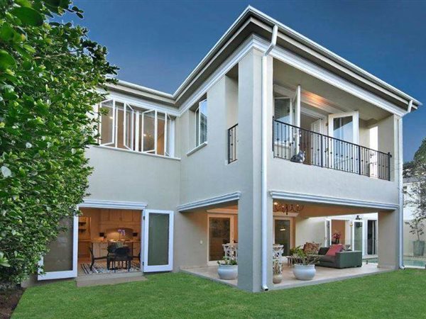 4 Bedroom House 4 Bedroom House