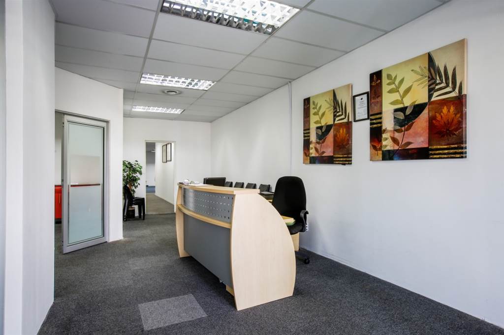 482  m² Office Space in Belgravia photo number 6