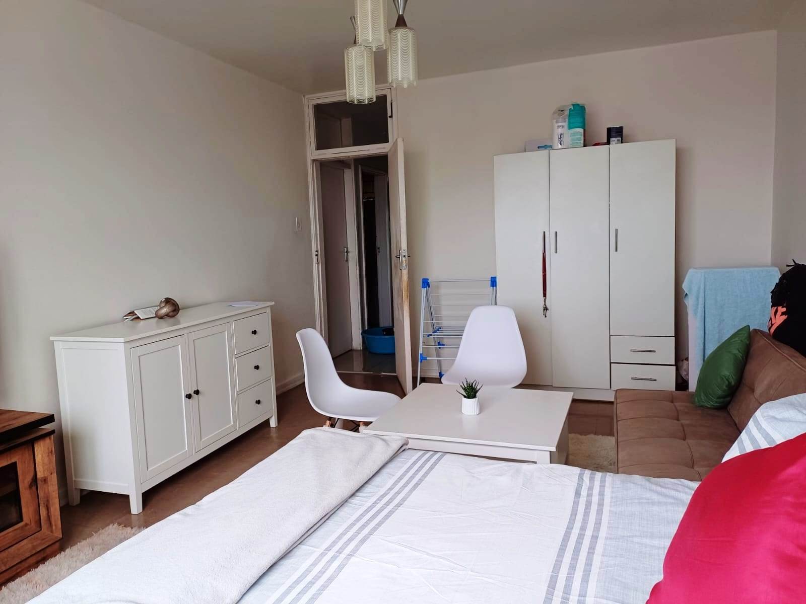 1.5 Bed Apartment in Durban CBD photo number 4