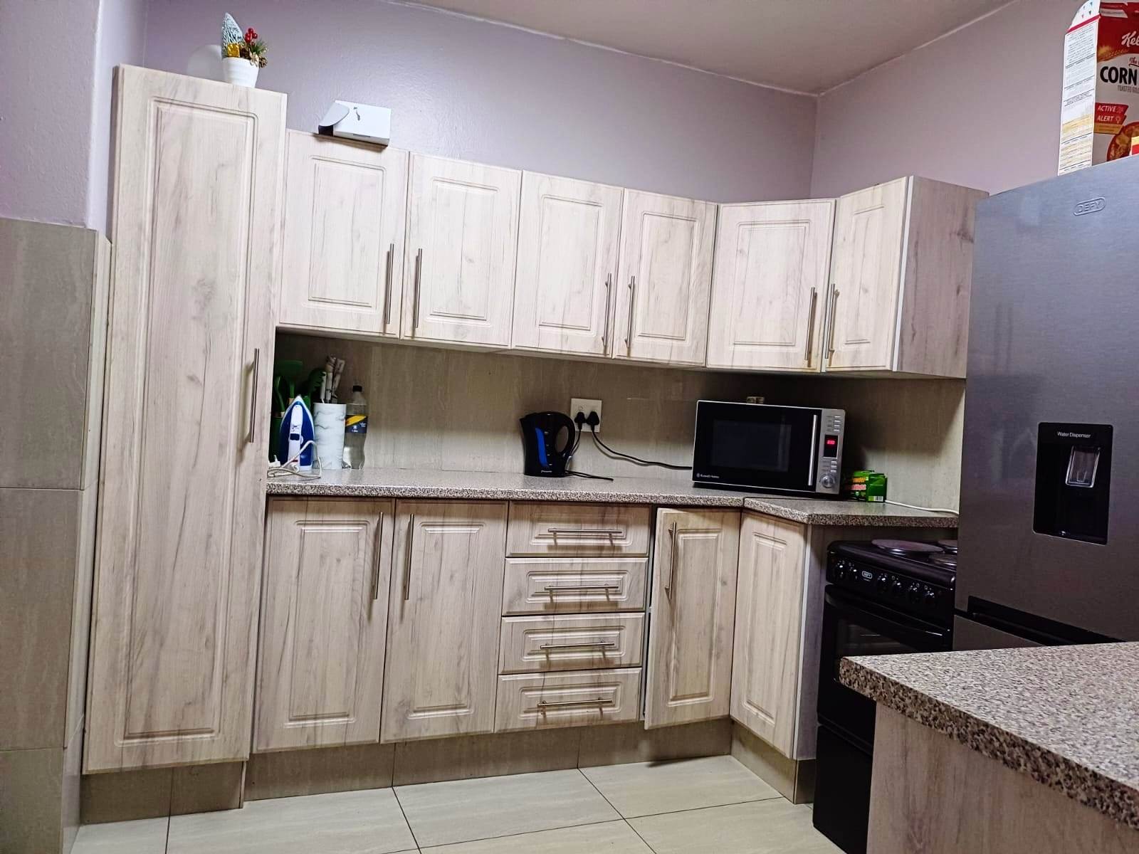 1.5 Bed Apartment in Durban CBD photo number 11