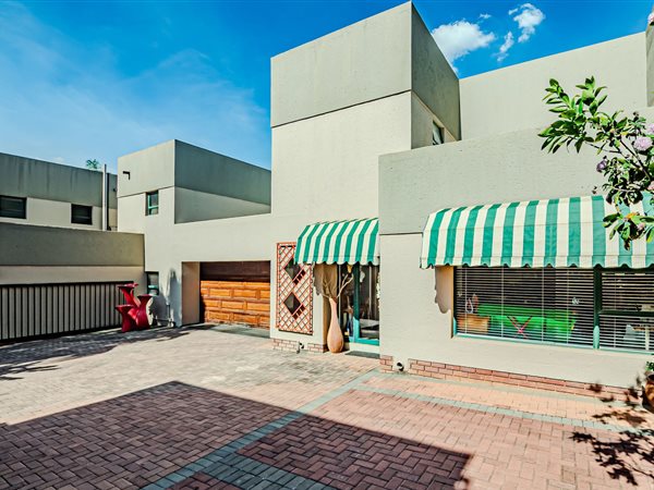 3 Bedroom House 3 Bedroom House