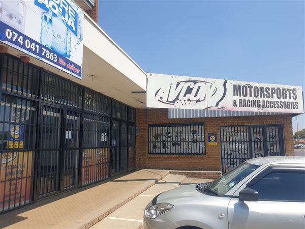 360  m² Commercial space
