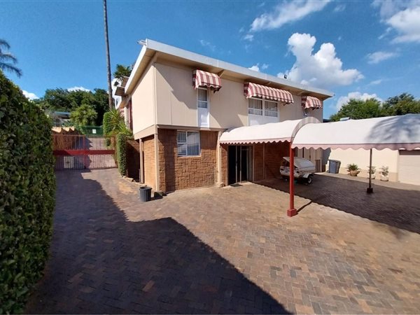 3 Bed House in Clubview