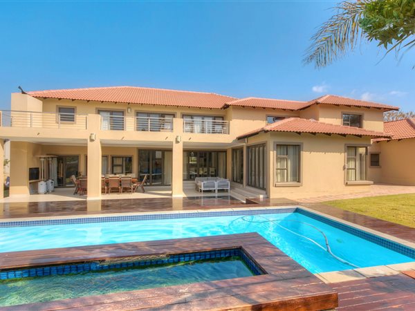 5 Bedroom House 5 Bedroom House