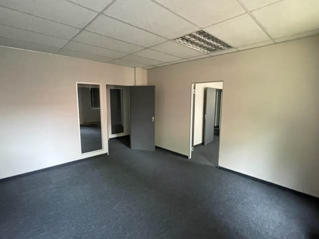 183  m² Commercial space in Lyttelton photo number 12