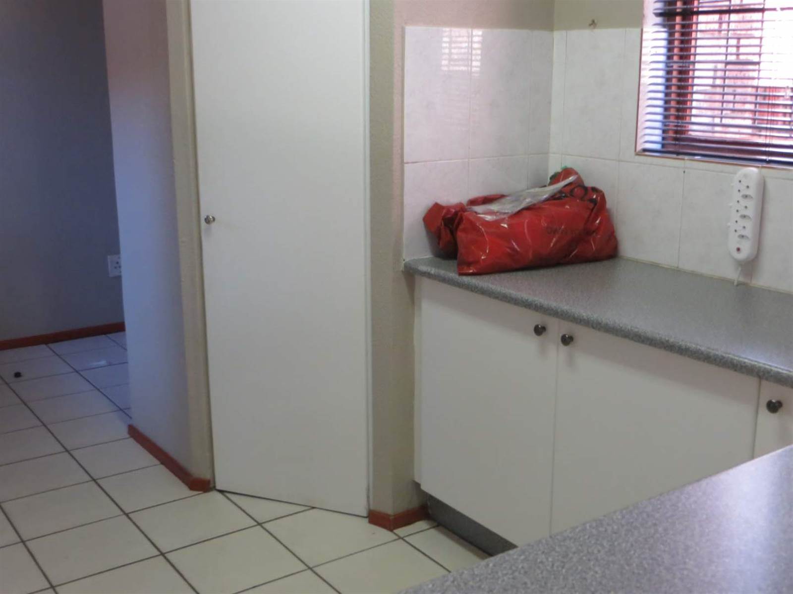 3 Bed Townhouse in Centurion Golf Estate photo number 12