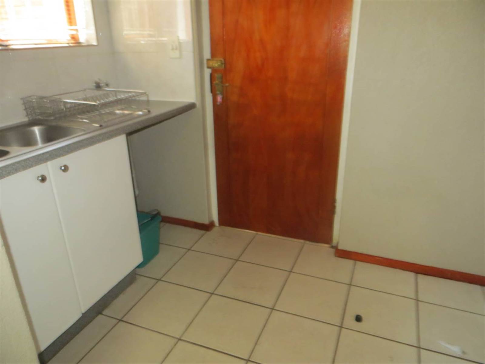 3 Bed Townhouse in Centurion Golf Estate photo number 10