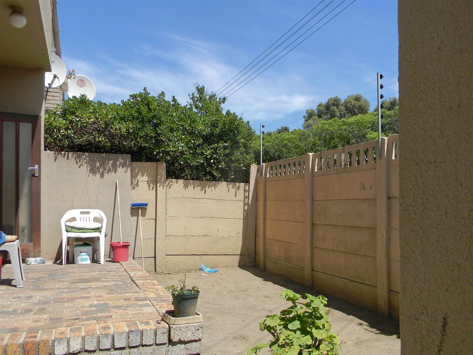 2 Bed House in Parow Central photo number 11