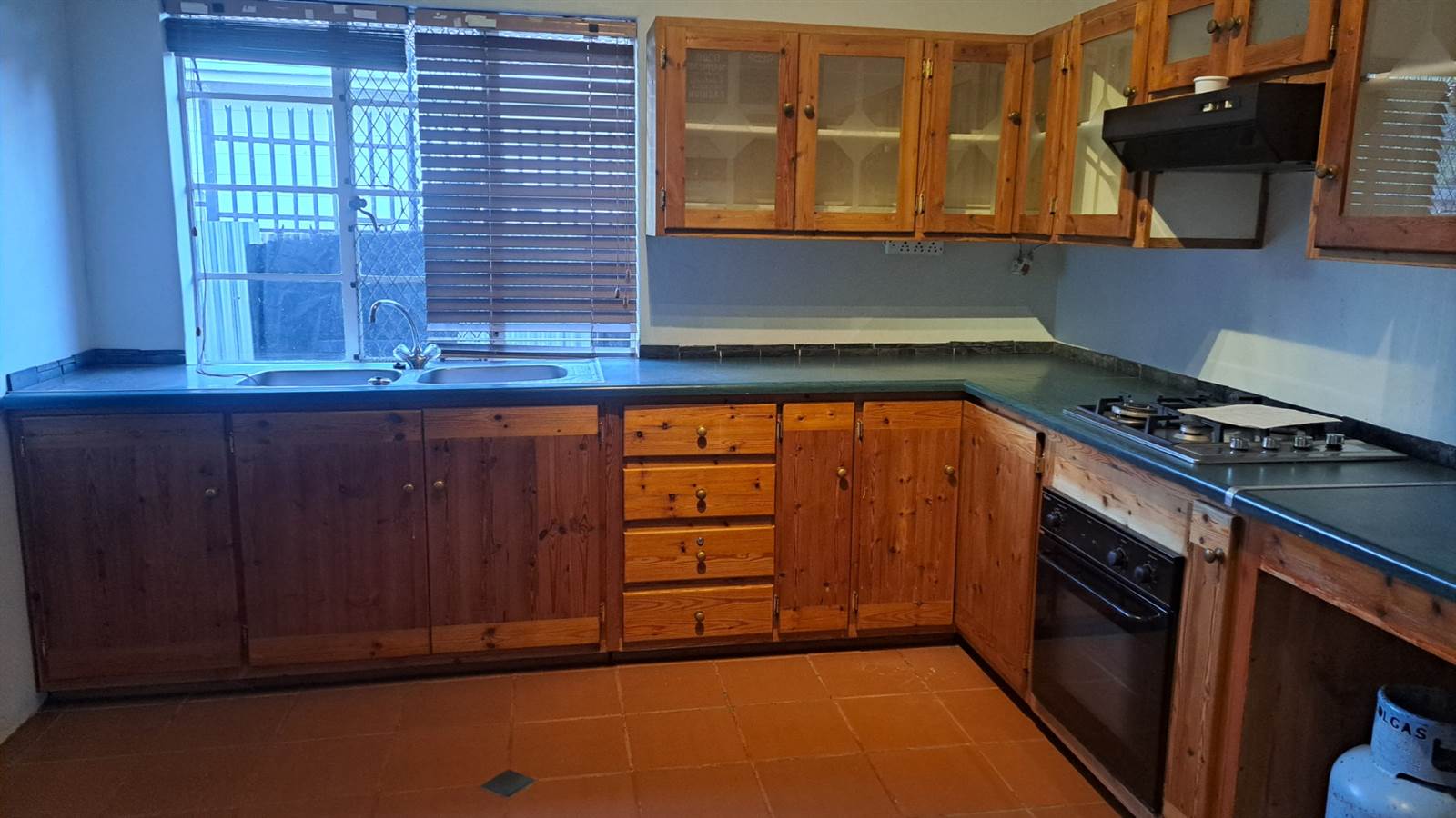 2 Bed House in Rietfontein photo number 10