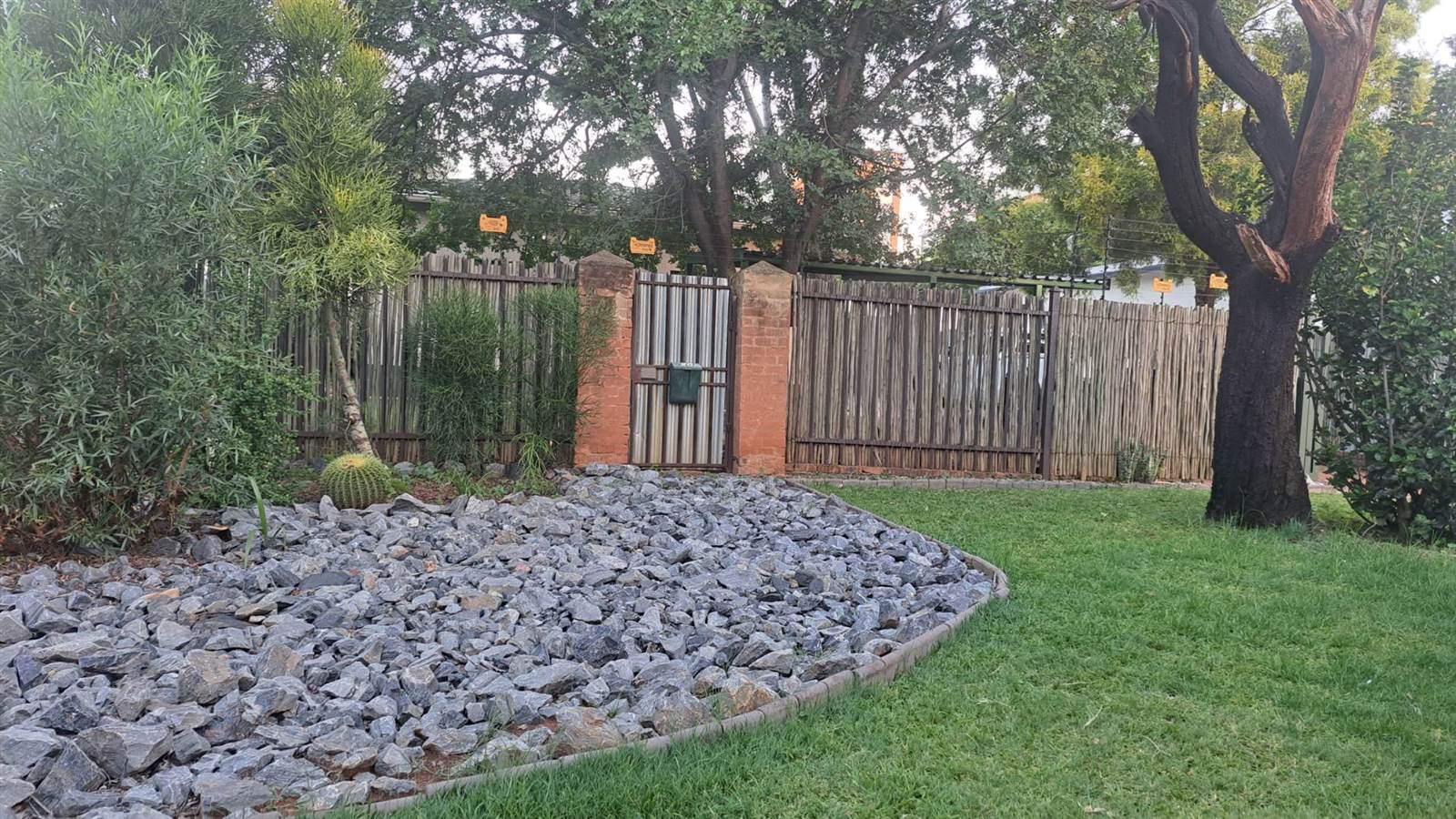 2 Bed House in Rietfontein photo number 1