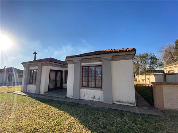 3 Bedroom House 3 Bedroom House