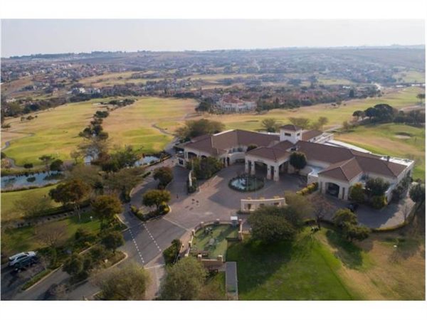 538 m² Land available in Blue Valley Golf Estate