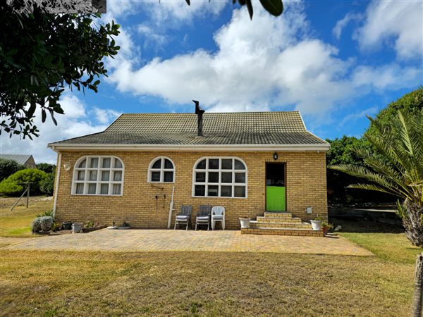 2 Bedroom House 2 Bedroom House