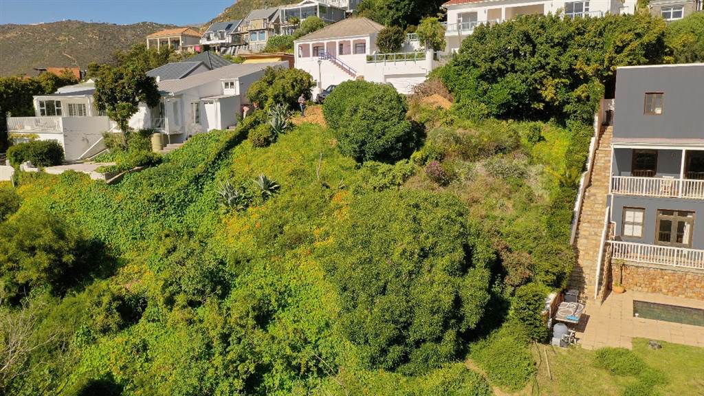 496 m² Land available in Simons Town photo number 1