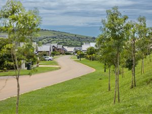 451 m² Land available in St Johns Village