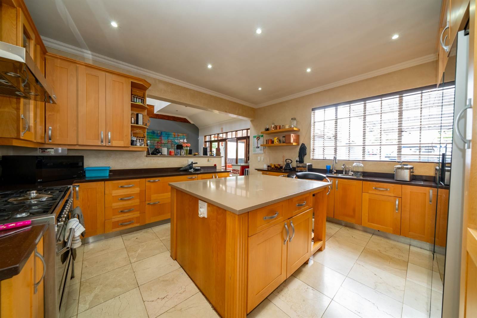 6 Bed House in Morninghill photo number 4