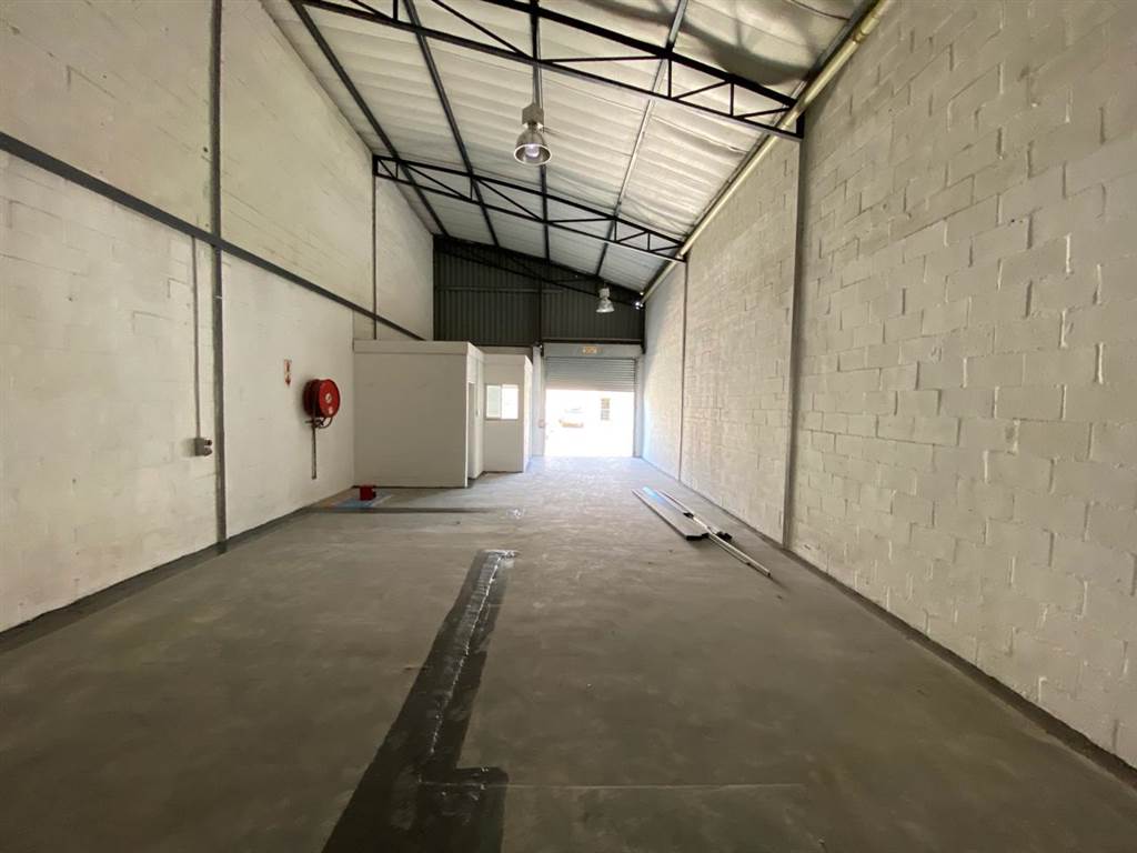 150  m² Industrial space in Strand Central photo number 13