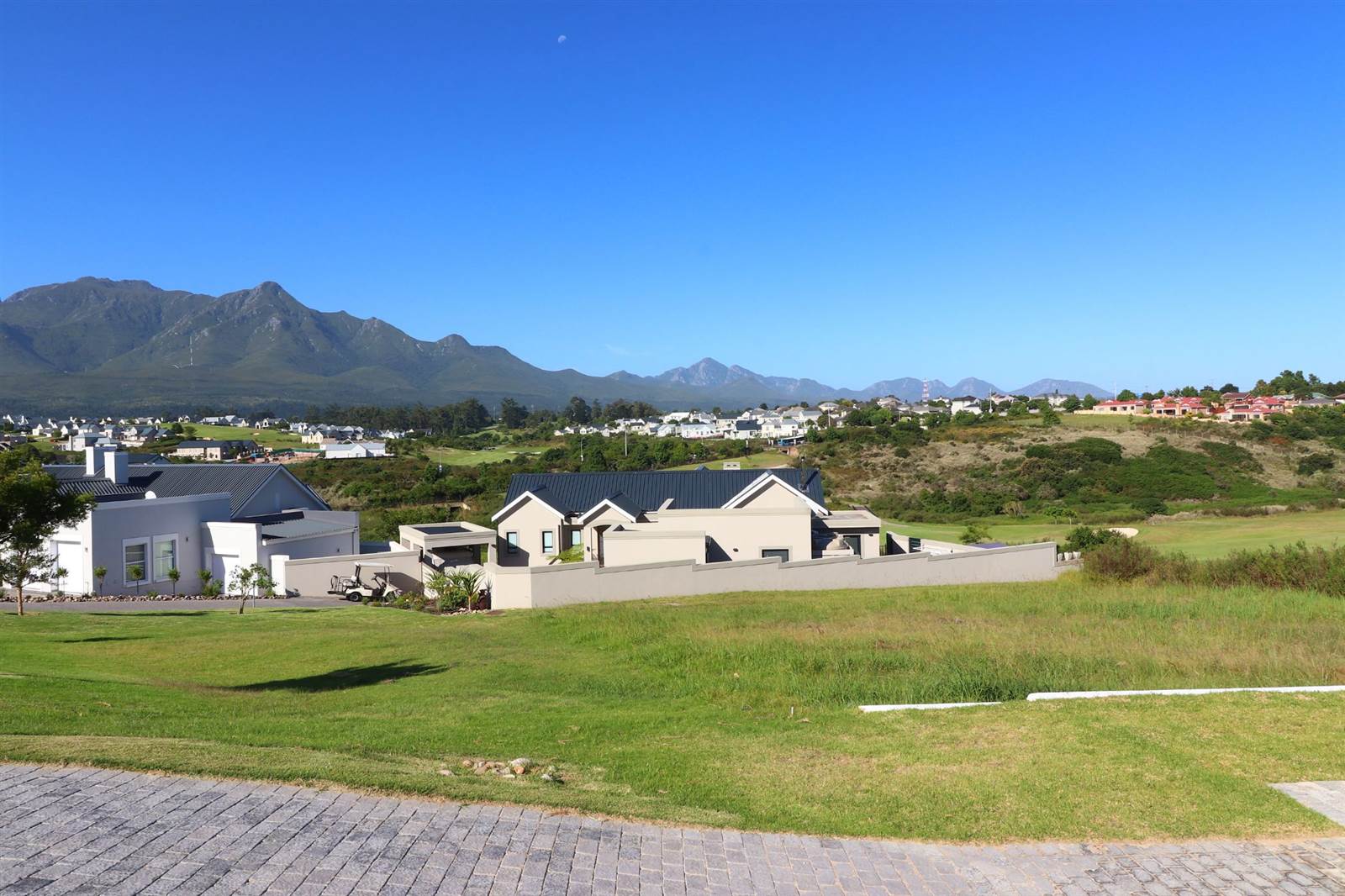 862 m² Land available in Kingswood Golf Estate photo number 3