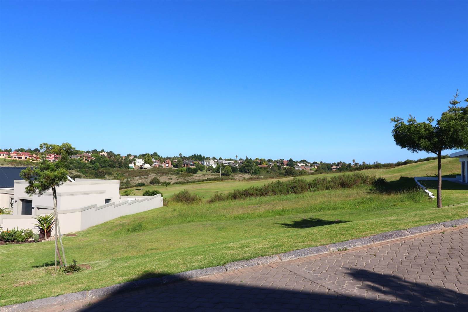 862 m² Land available in Kingswood Golf Estate photo number 6
