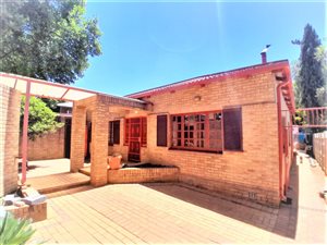 3 Bed House in Westdene