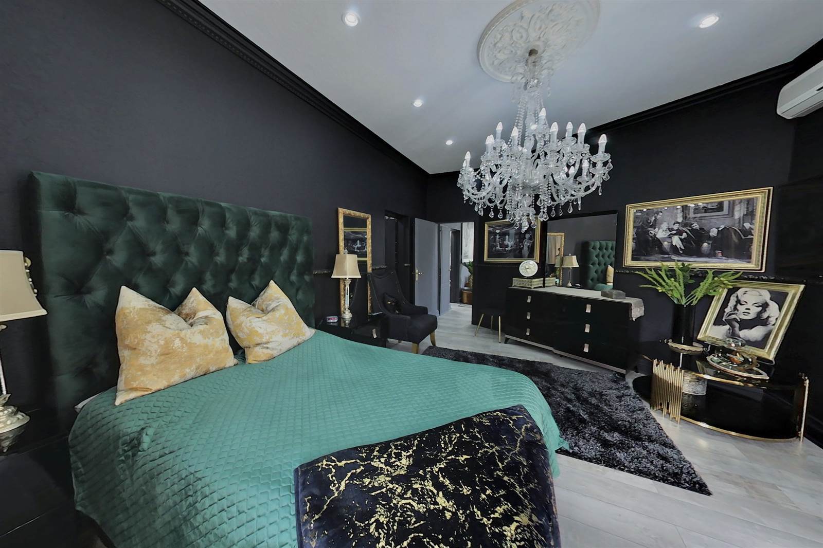 6 Bed House in Kyalami Estate photo number 27