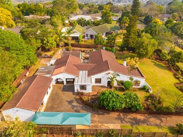 3 Bedroom House 3 Bedroom House