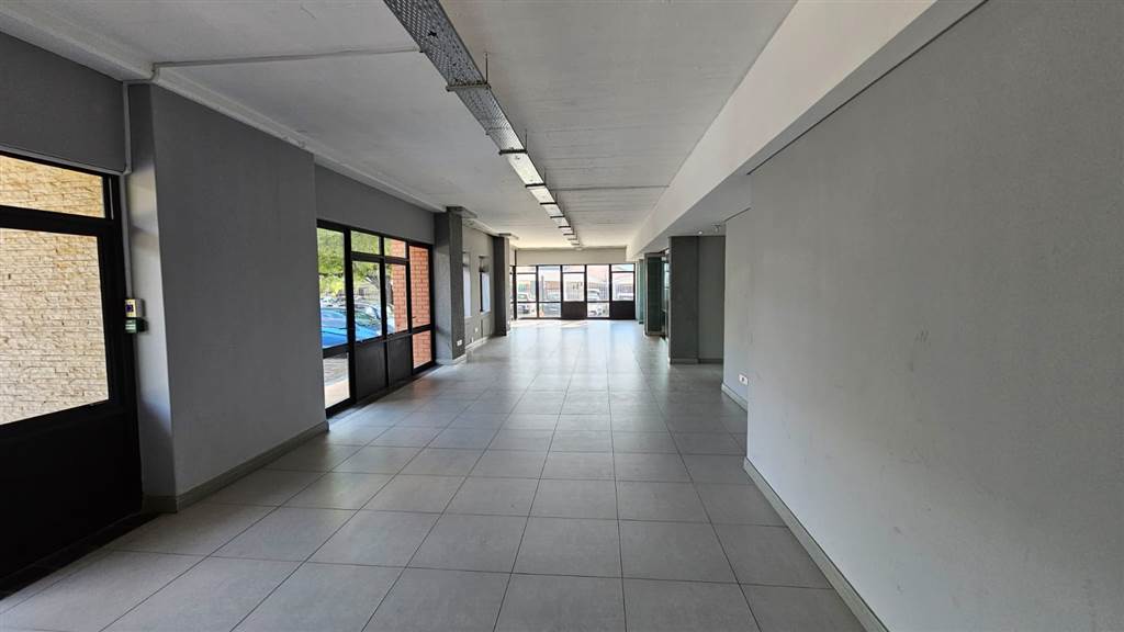 505  m² Office Space in Bedfordview photo number 13