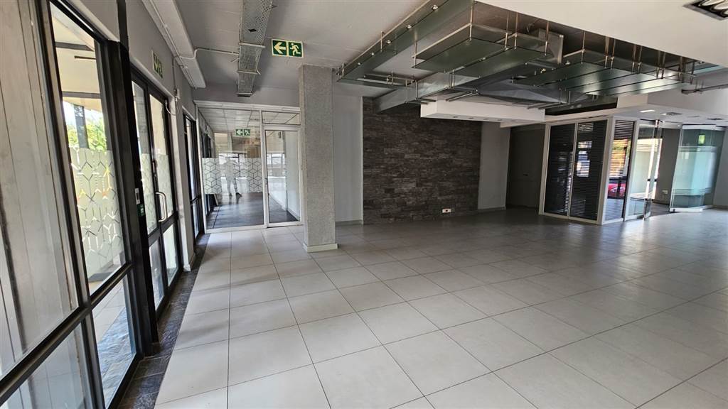 505  m² Office Space in Bedfordview photo number 4