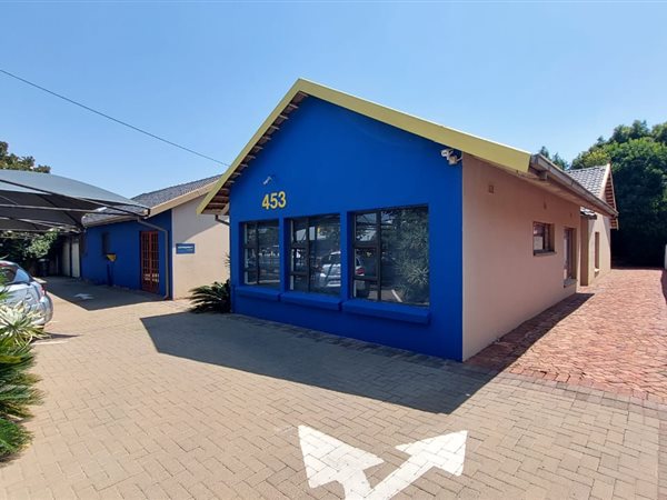 292  m² Commercial space