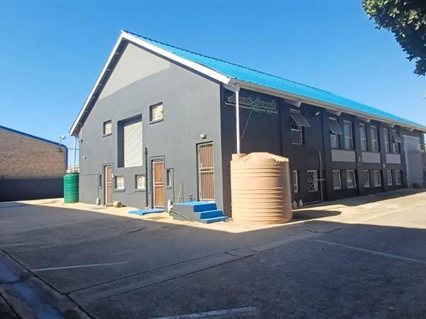 676 m² Commercial space 676 m² Commercial space
