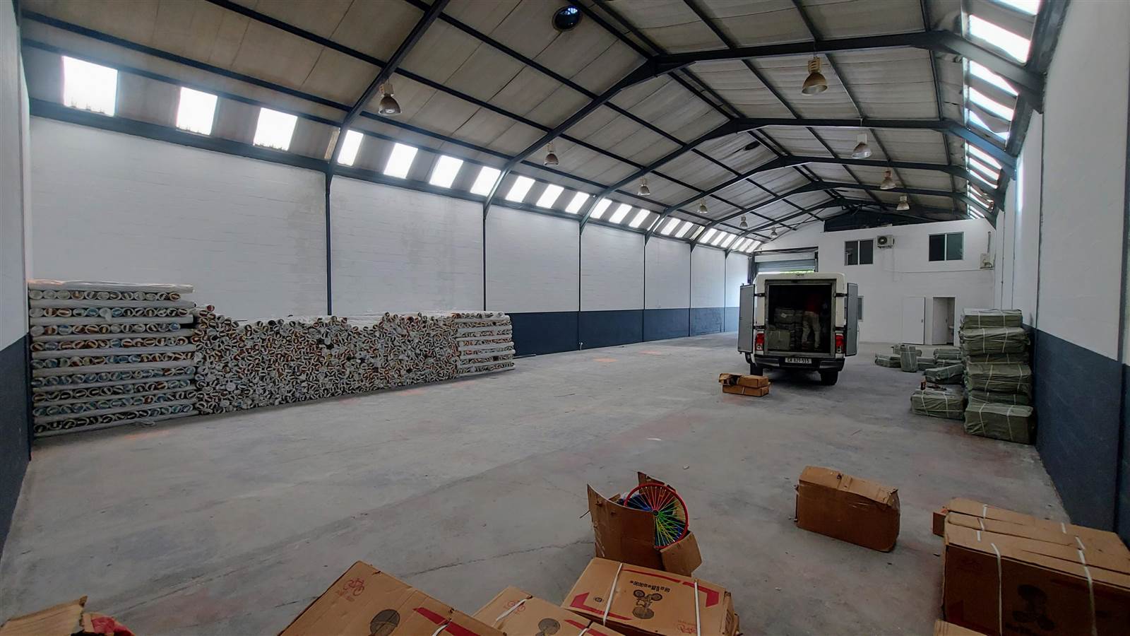 440  m² Industrial space in Montague Gardens photo number 4