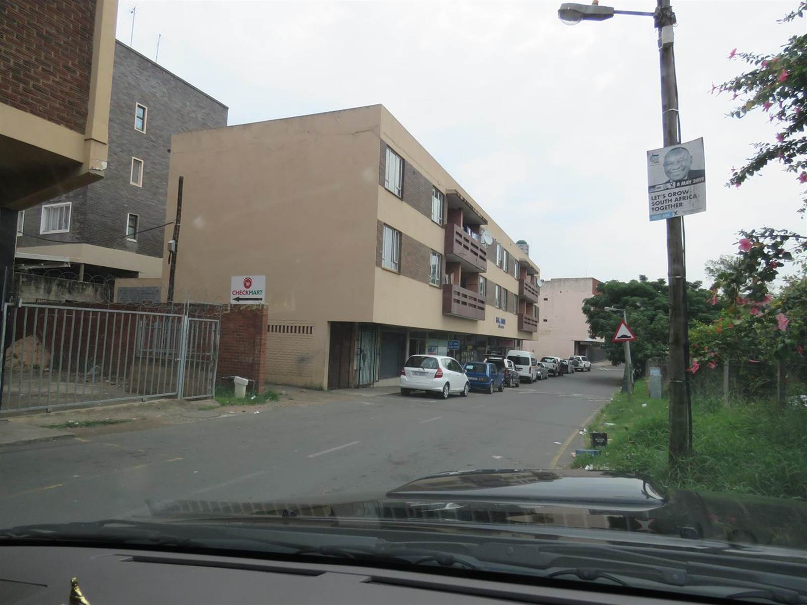 2 Bed Apartment in Tongaat Central photo number 2