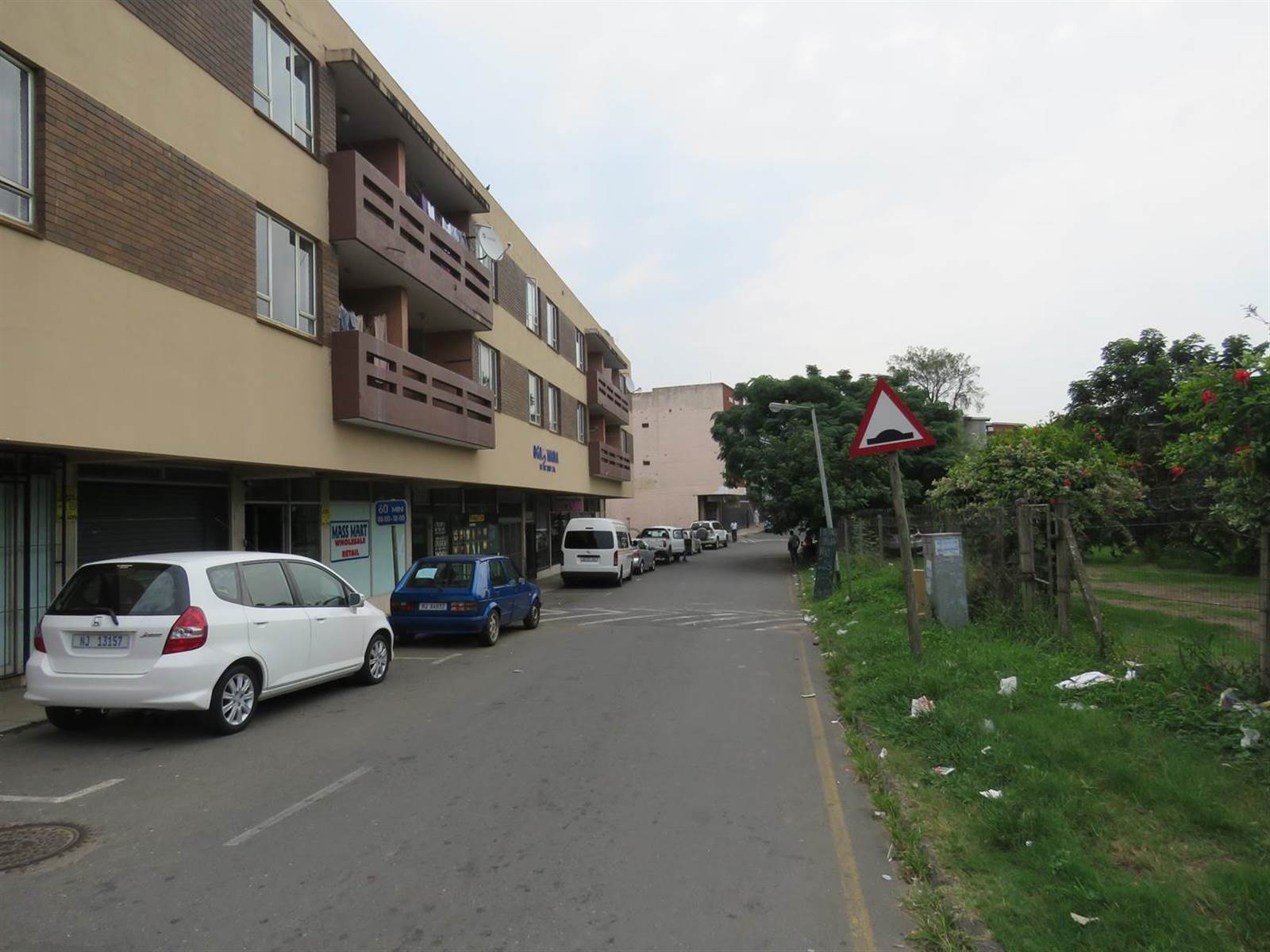 2 Bed Apartment in Tongaat Central photo number 9