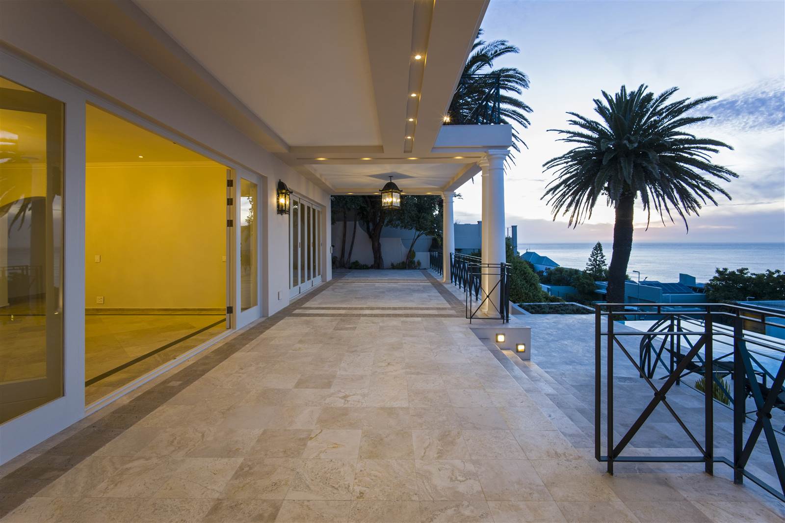 4 Bed House in Bantry Bay photo number 26