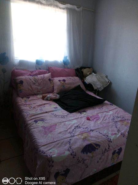 2 Bed Flat in Pretoria West photo number 6