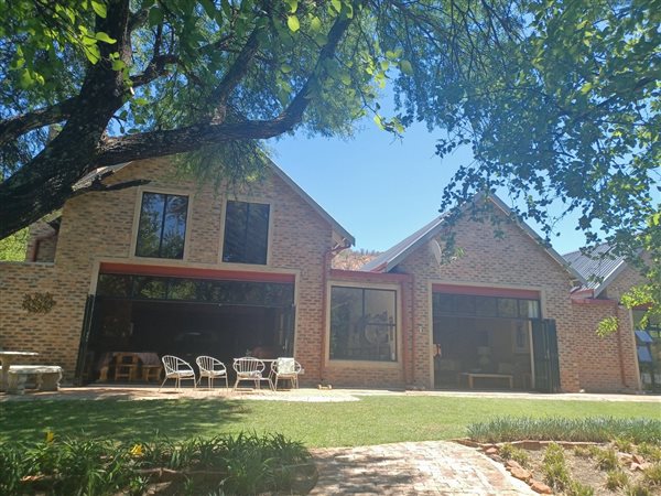 104 m² Farm in Potchefstroom Central