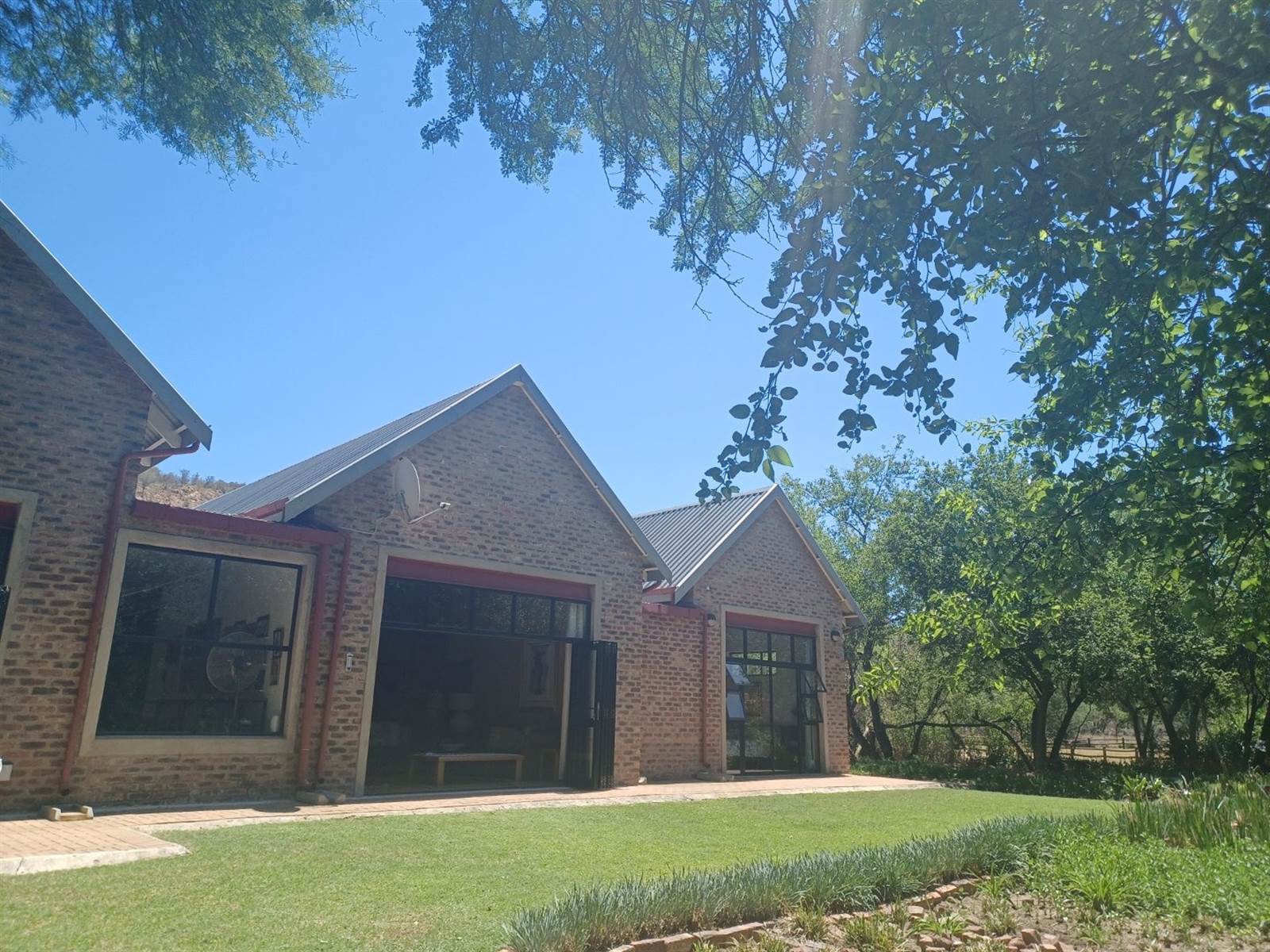 104 m² Farm in Potchefstroom Central photo number 2