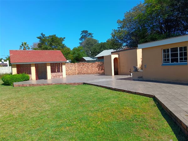 3 Bedroom House 3 Bedroom House