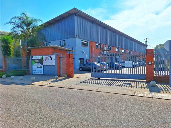 541  m² Industrial space