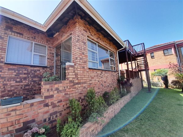 2 Bed House in Illovo Beach