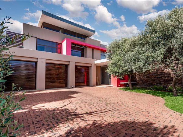 6 Bed House in Serengeti