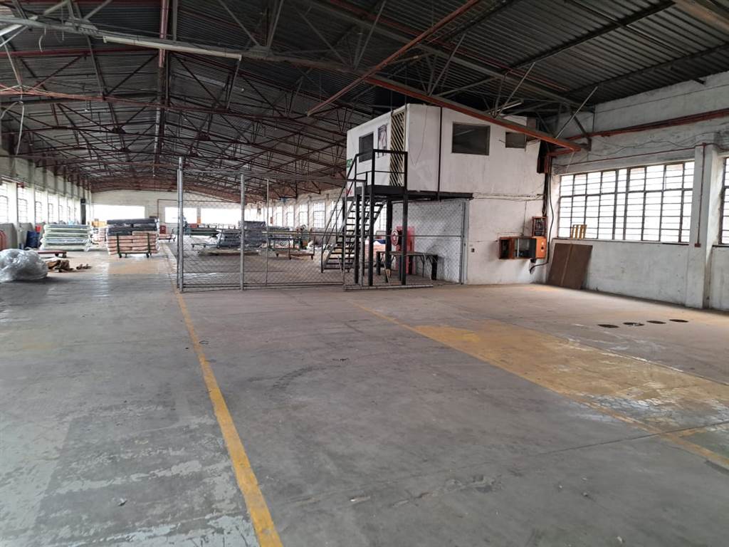 3572  m² Industrial space in Booysens photo number 8
